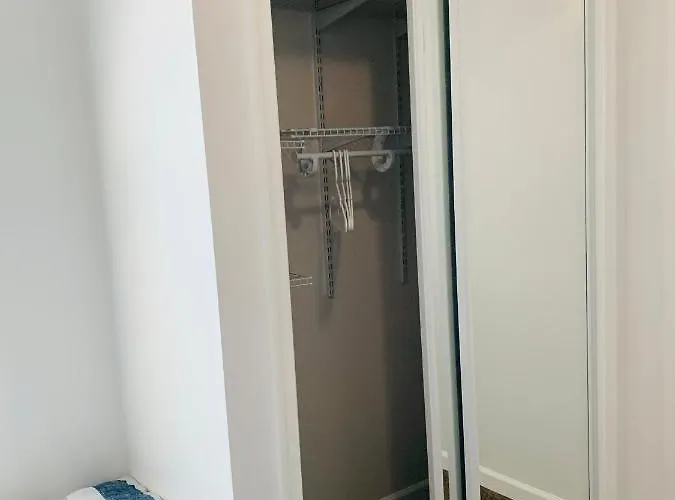 Blue Diamond 26th St Unit 4 *